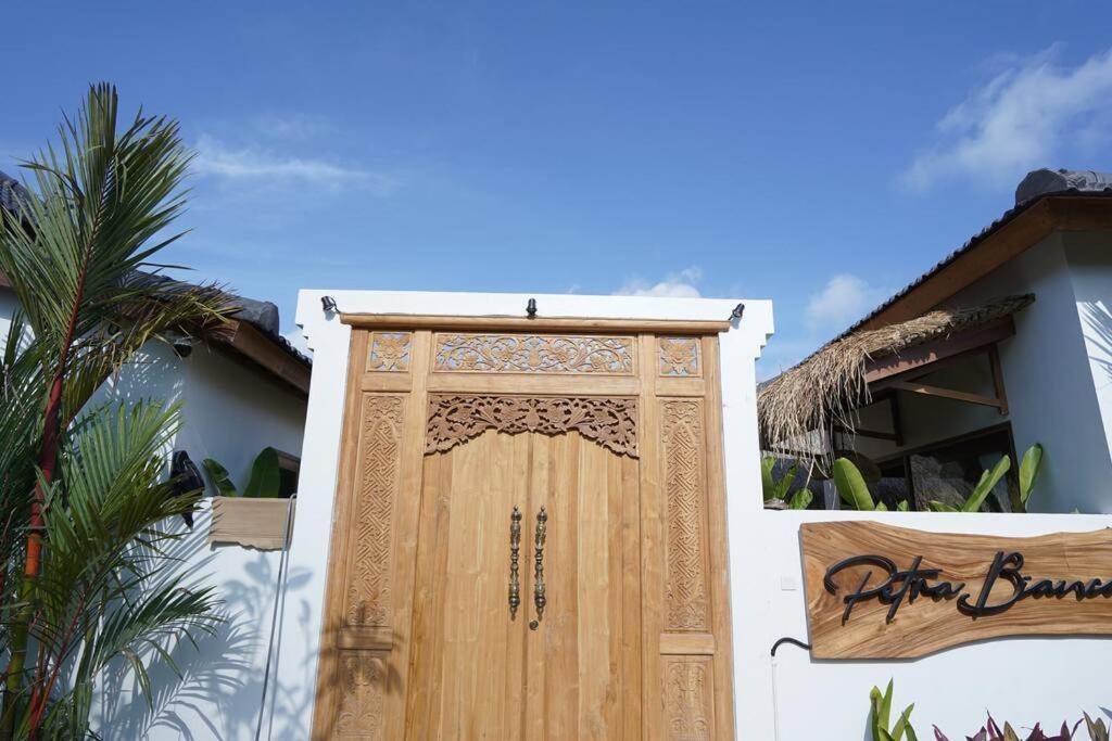Petra Bianca Uluwatu Exterior foto